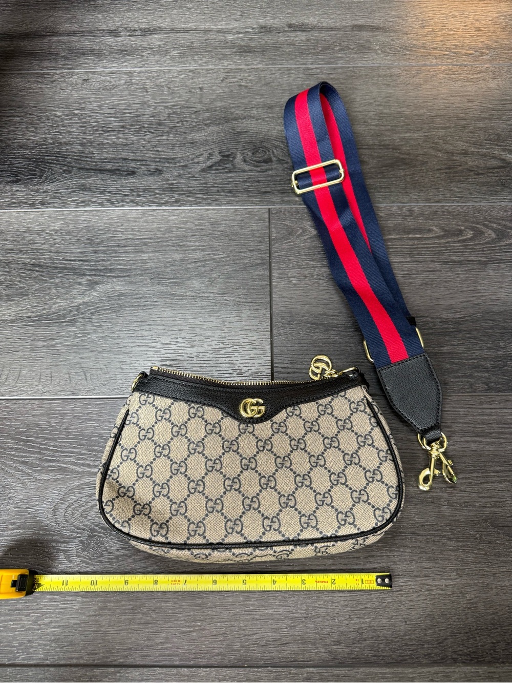 Women’s Small Purse with 1 Strap